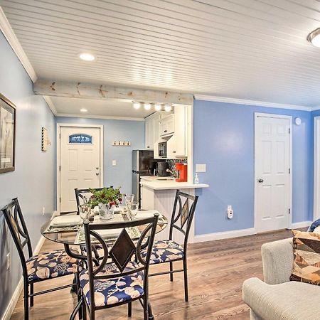 Updated Williamstown Apartment With Kitchen! 외부 사진